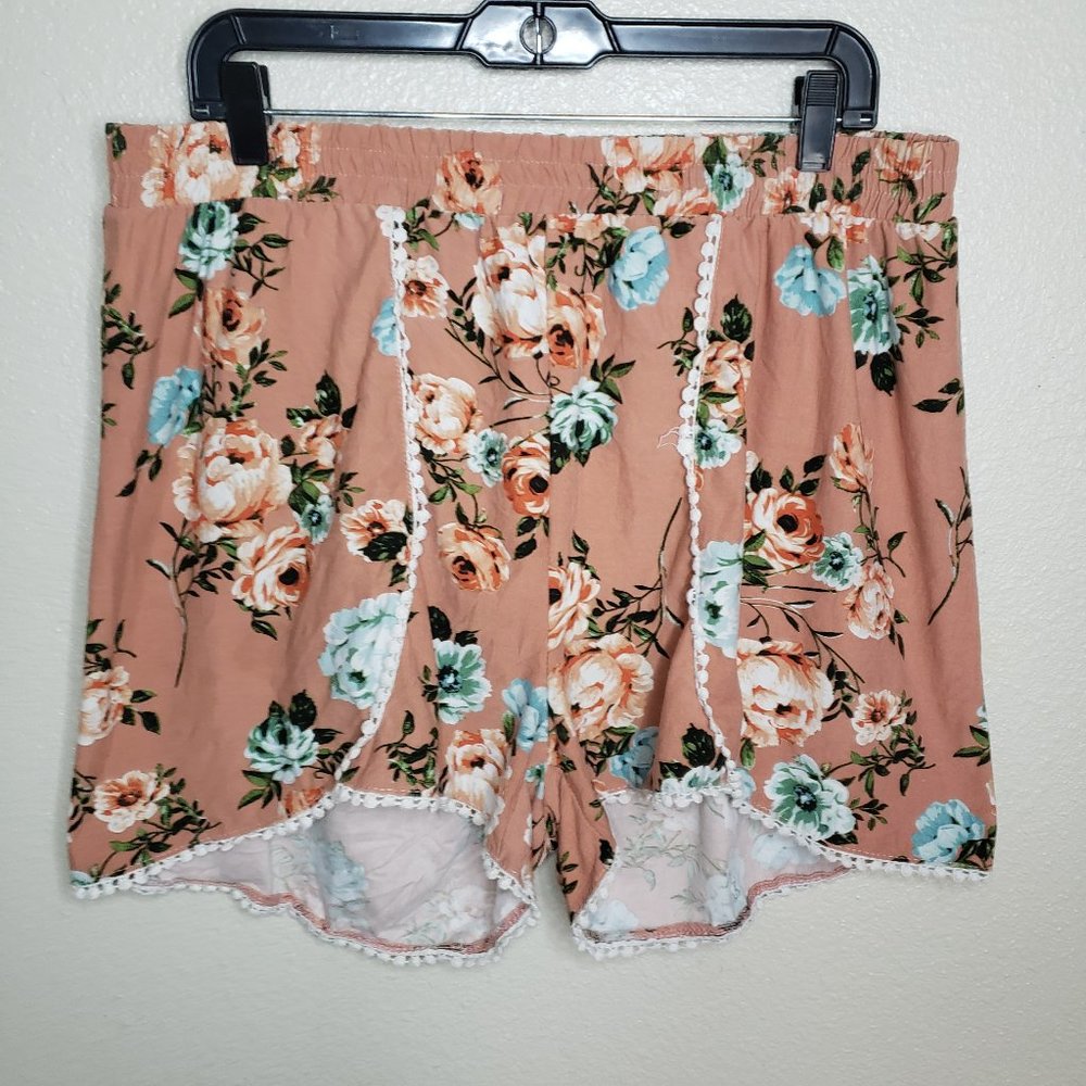 Stella Tweed Dusty Pink Floral Comfort Waist Casual Shorts